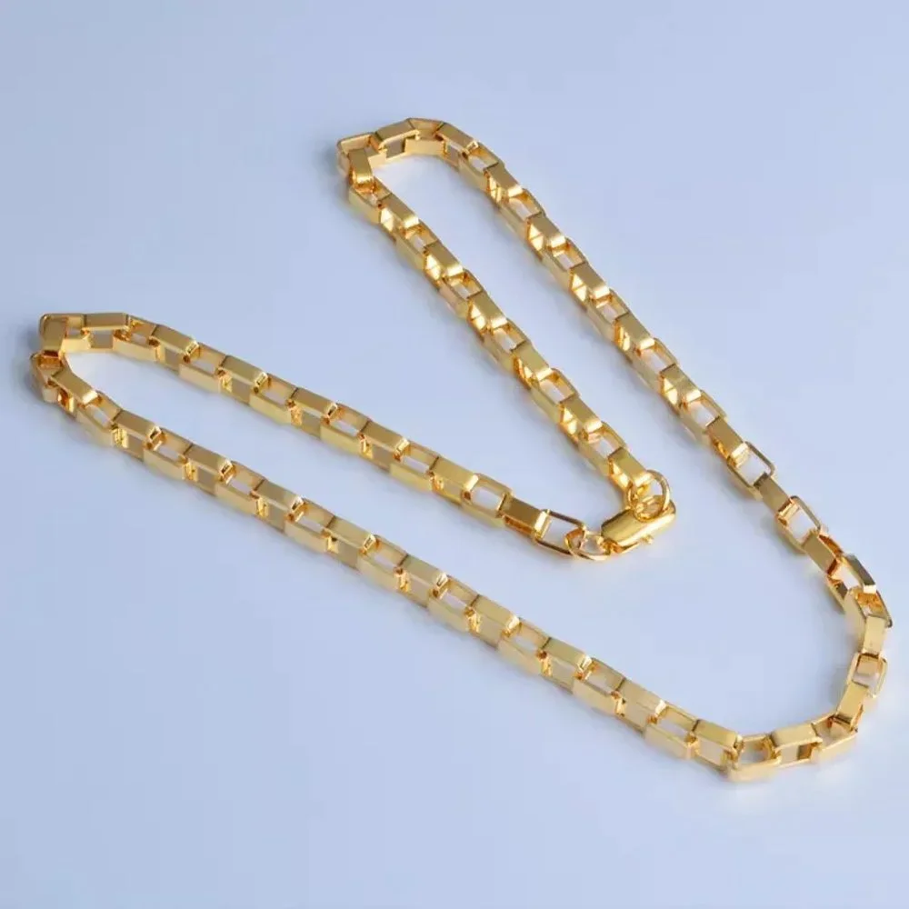 18K Yellow Gold 20 Inch Large Box Necklace 5mm Wide - Picture 2 of 4